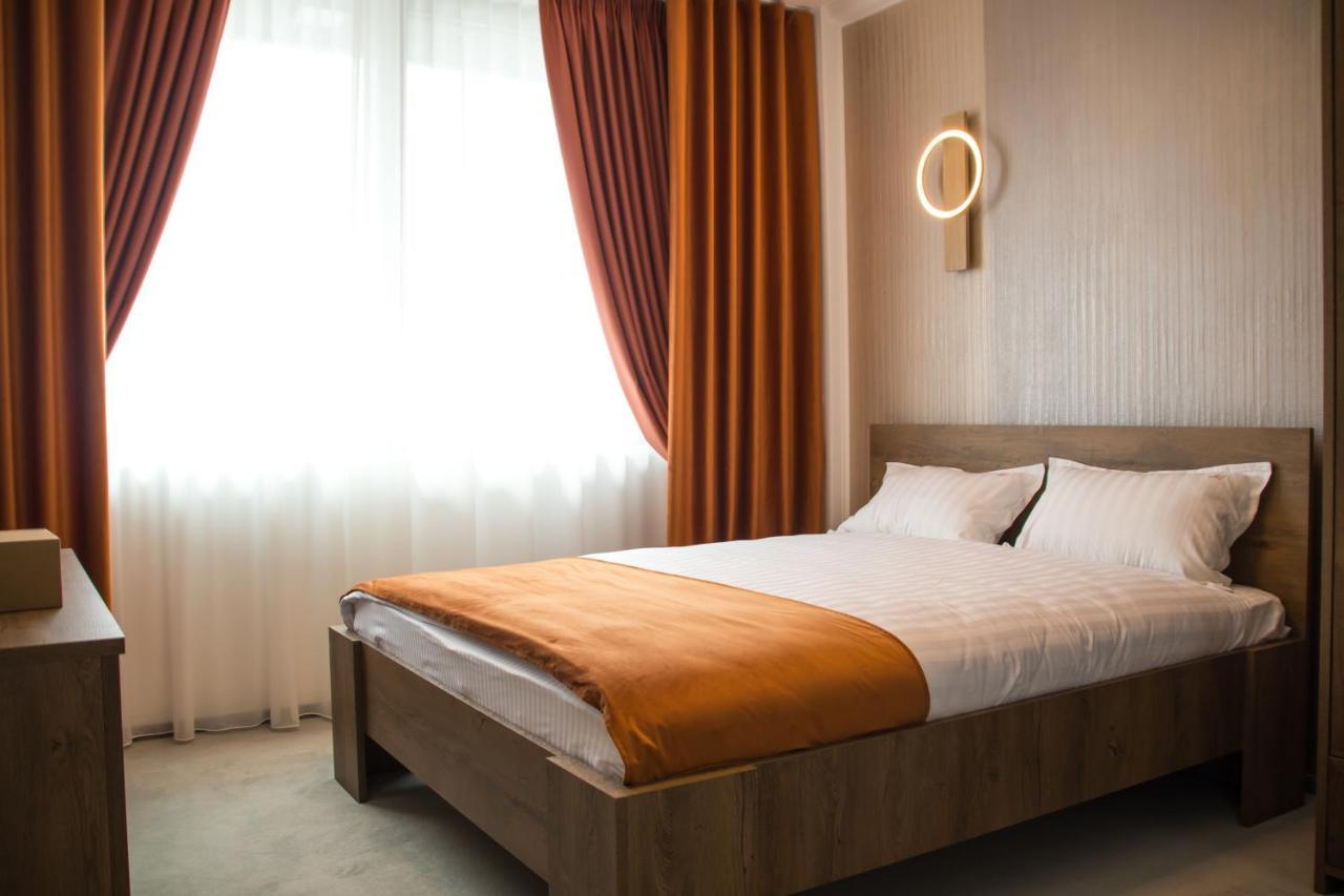 Hotel Angel Sofia Fălticeni Exteriér fotografie