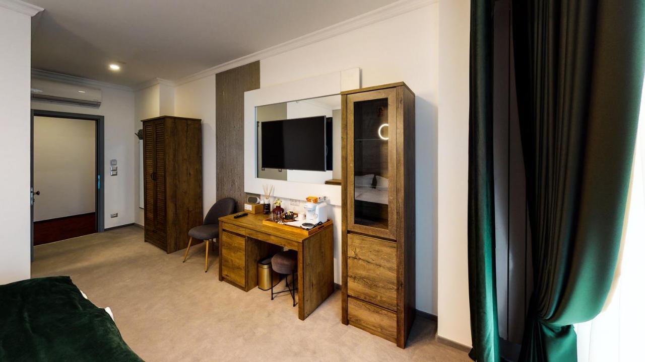 Hotel Angel Sofia Fălticeni Exteriér fotografie