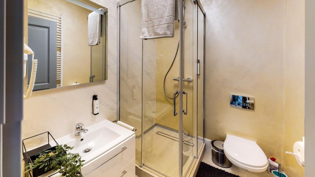 Hotel Angel Sofia Fălticeni Exteriér fotografie