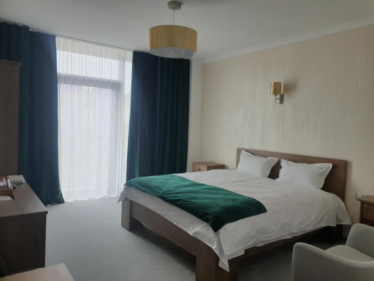 Hotel Angel Sofia Fălticeni Exteriér fotografie