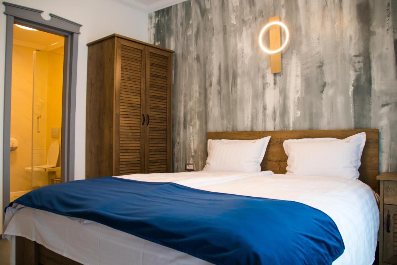 Hotel Angel Sofia Fălticeni Exteriér fotografie